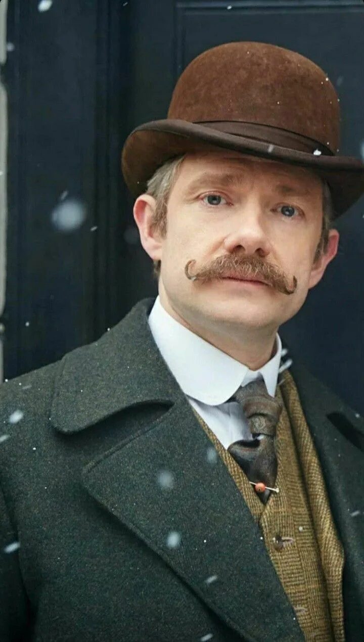 Sherlock dr watson. Шерлок холмс и доктор ватсон. Ватсон из шерлока холмса с бенедиктом. Кино доктор ватсон соломин. Шерлок безобразная невеста.