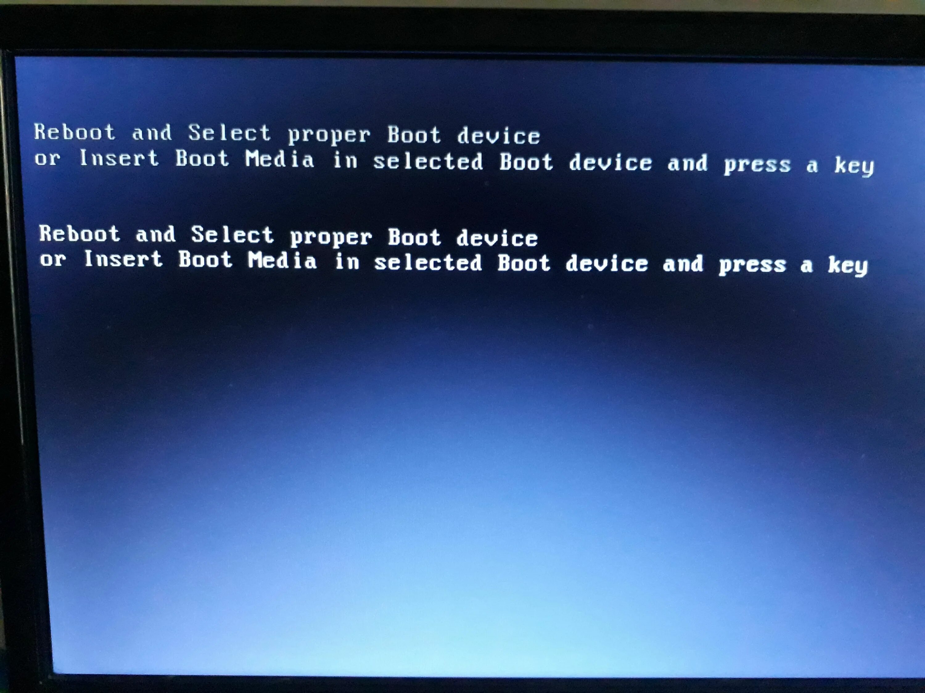 Reboot and select proper Boot. Reboot ошибка. Select proper Boot device. Ошибка Boot device. Ошибка boot and select proper boot device