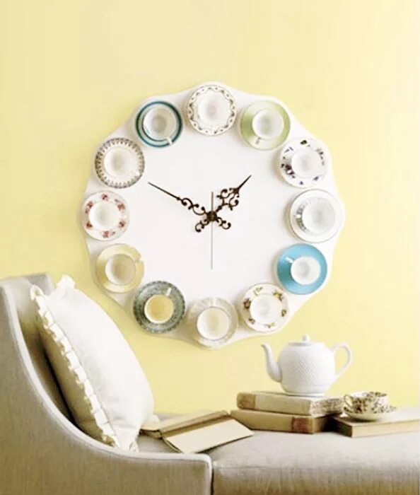 Панно из старых часов. Настенные часы из картона. Декор настенных часов. Панно настенное. Часы своими руками.