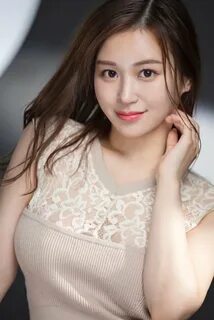 は じ め ま し て 芦 名 ほ の か と 申 し ま す ♩ Bstar 所 属.FALENO の DAHLIA 専 属 と し て... 