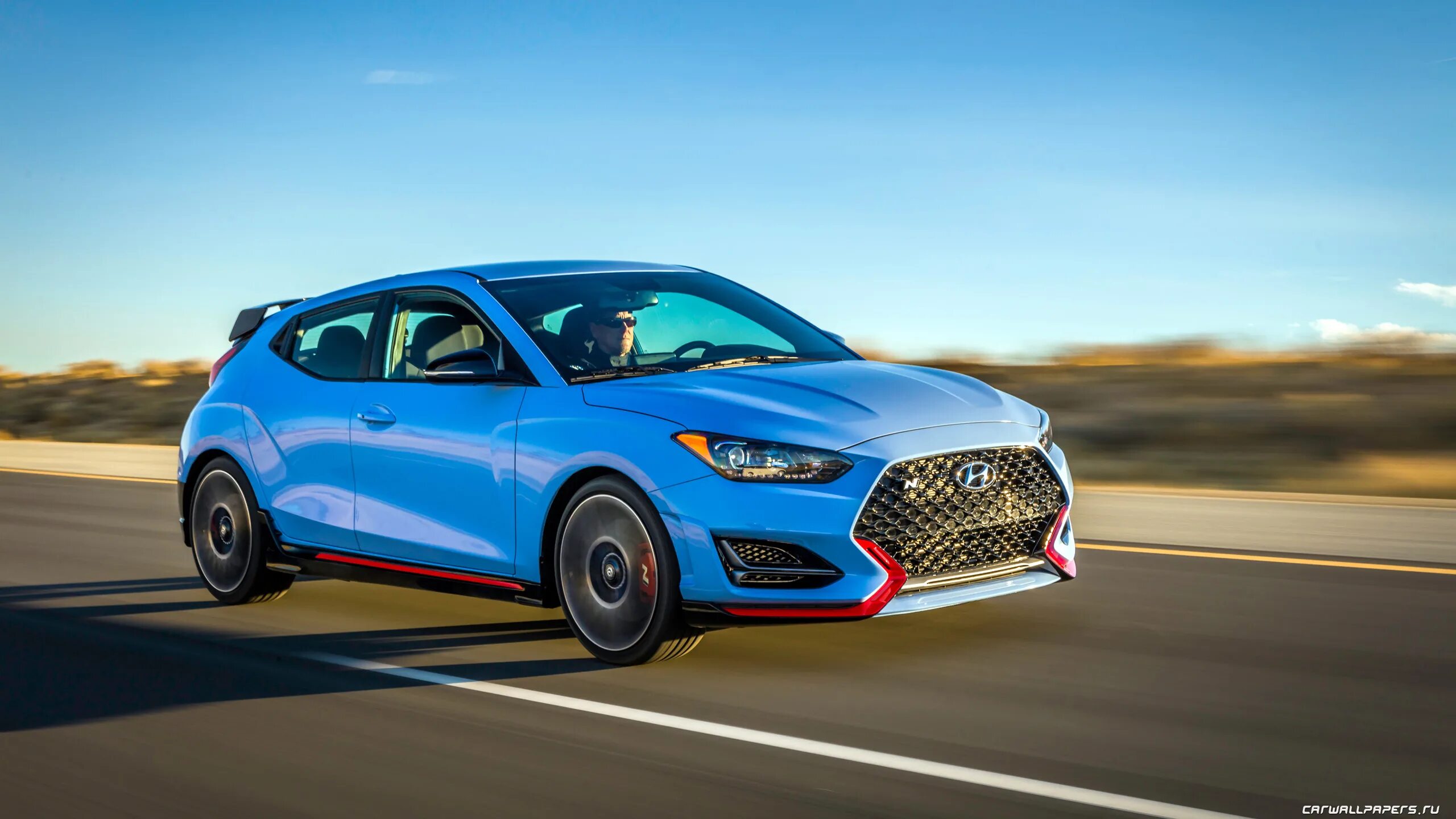 Популярные молодежные машины. Hyundai Veloster 2018. Hyundai Veloster 2017. Hyundai Veloster 2. Hyundai Veloster n 2018.