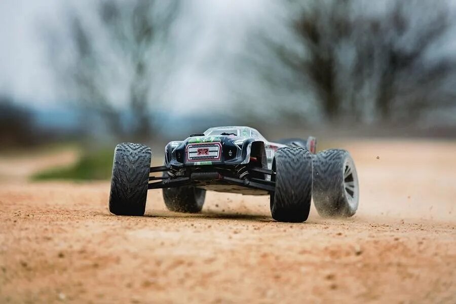 Arrma kraton. Arrma kraton blx v2 4wd 6s 1/8. arrma kraton exb 6s. arrma kraton v1. arrma talion blx.