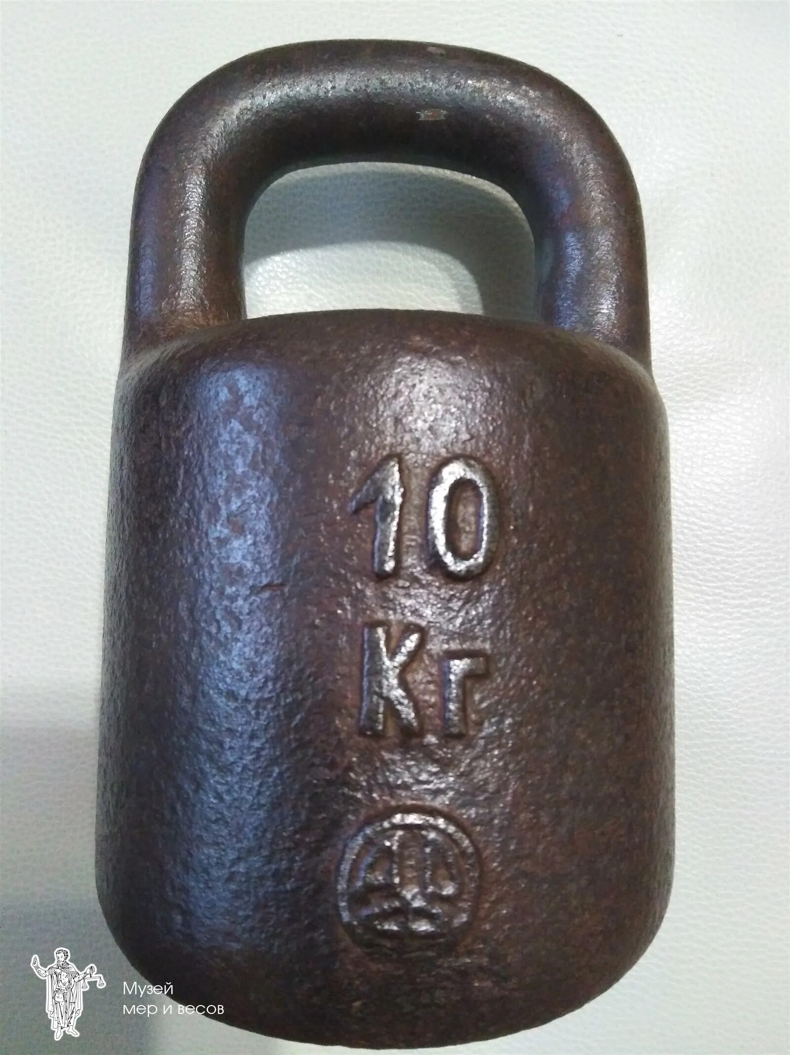 Гири стандартные веса. Таблица гири. Как подобрать гирю по весу для мужчин. Набор гирь спортивных. Гиря 120 кг.