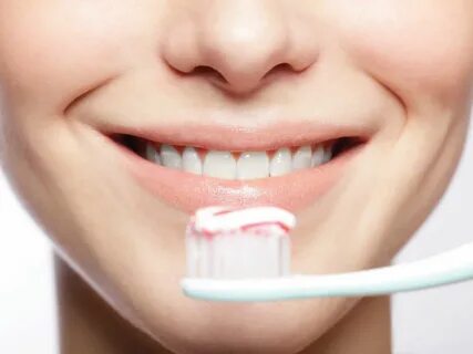 We clean teeth