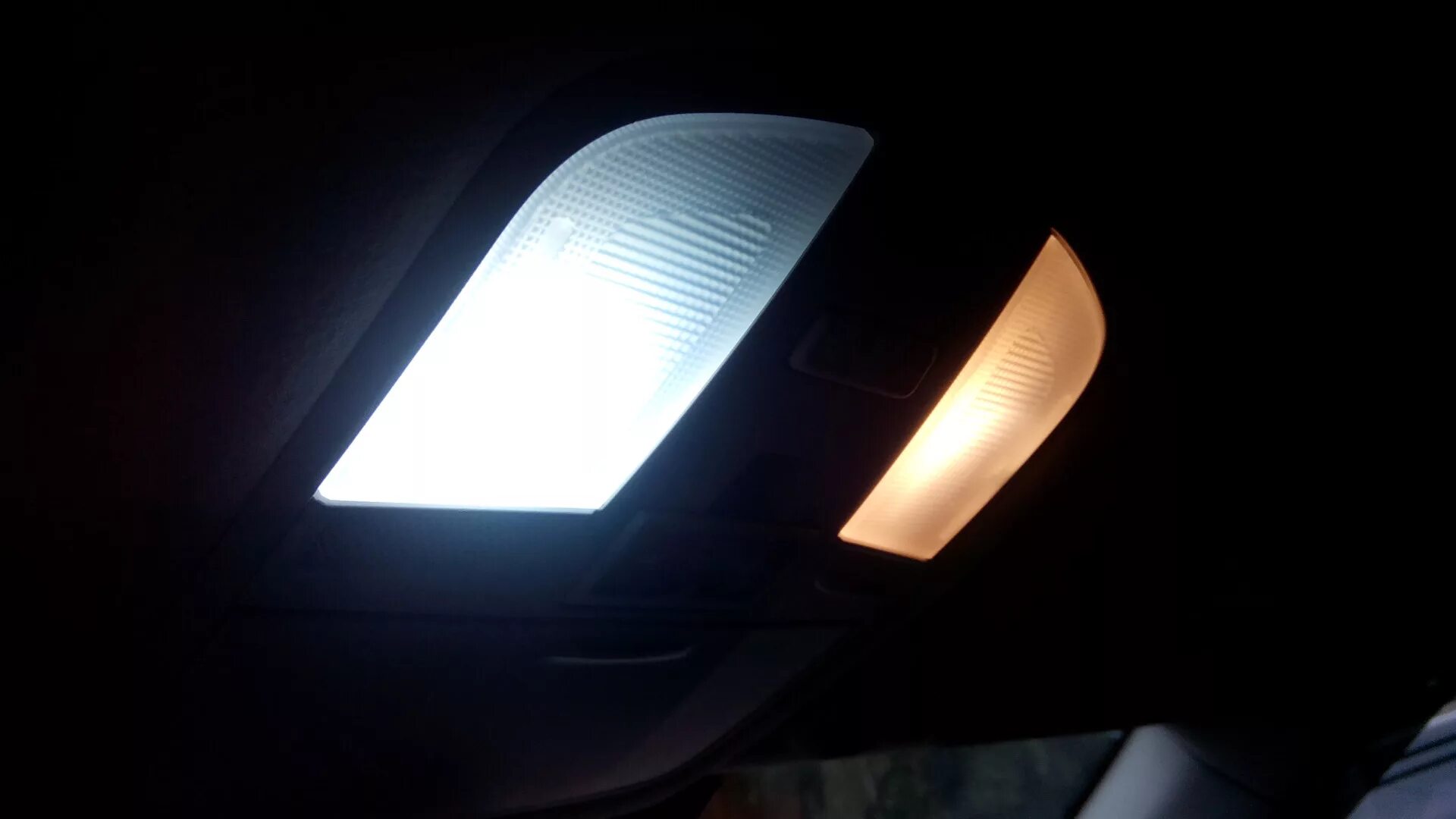Диодные лампы крета. Лампа плафона освещения hyundai creta. хендай крета лампочки плафона. лампа-плата диодная в плафон освещения салона хендай крета. светодиодные лампочки в салон hyundai creta 2.