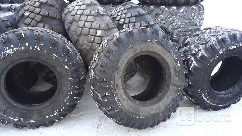 Марка шины камаз 4310. Колесо 425/85 r21. Резина на урал 4320. Колеса на автомобиль урал. Авторезина урал 4320 ид п284.