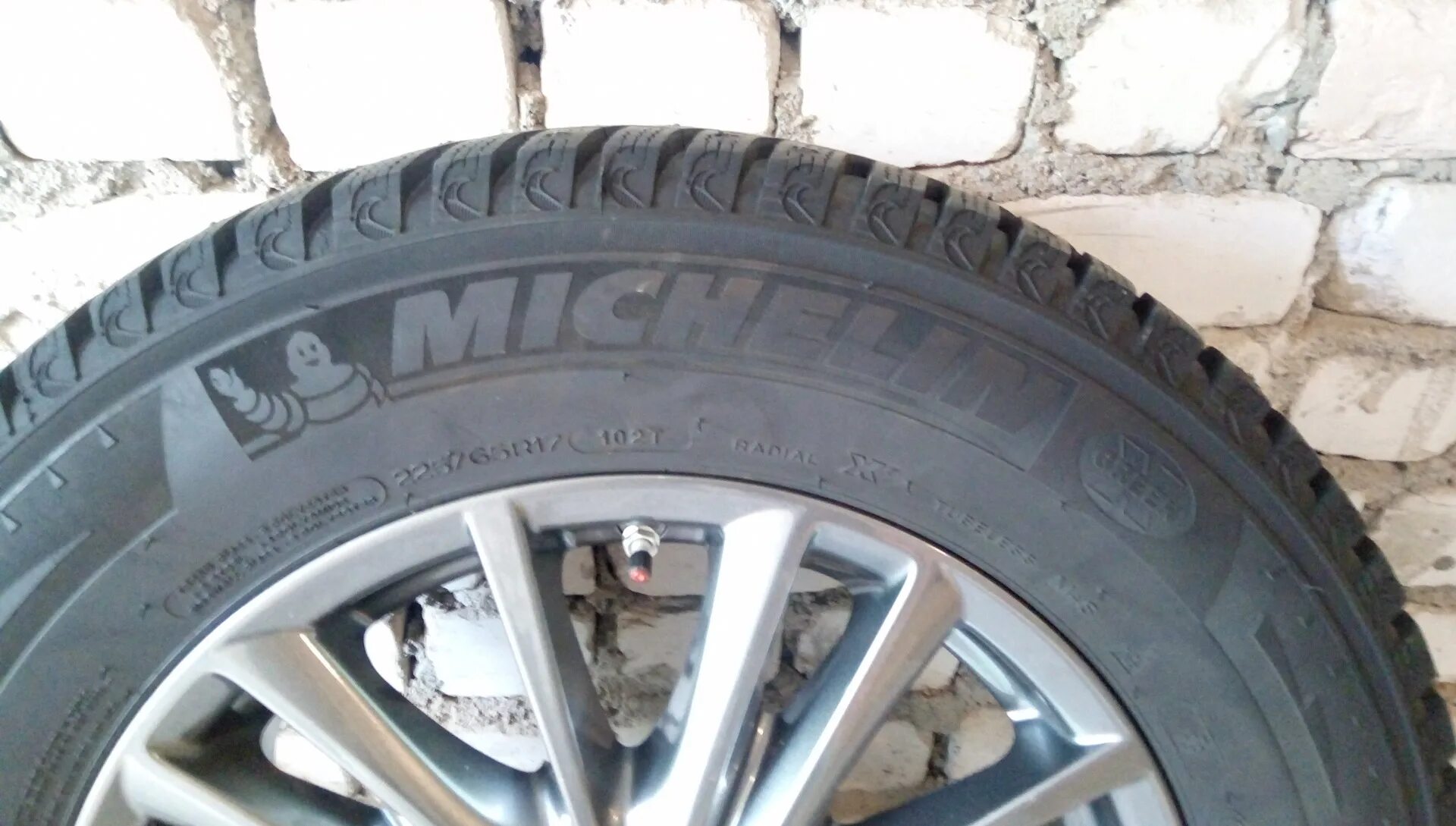 225/65 R17 Michelin Latitude x-Ice 2 102t. Michelin 225 65 17. 225 65 17 X Ice North 2.