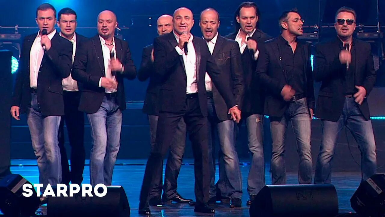 хор турецкого концерт. хор турецкого нижний новгород 2023. хор турецкого воронеж 2021. максимально грустно хор турецкого. группа хор турецкого.