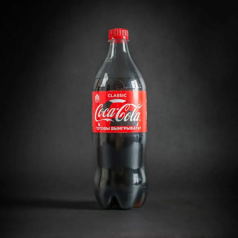 Литр колы. 5л. Кока кола 1 литр. Coca cola 2л классик. Coca cola 1.