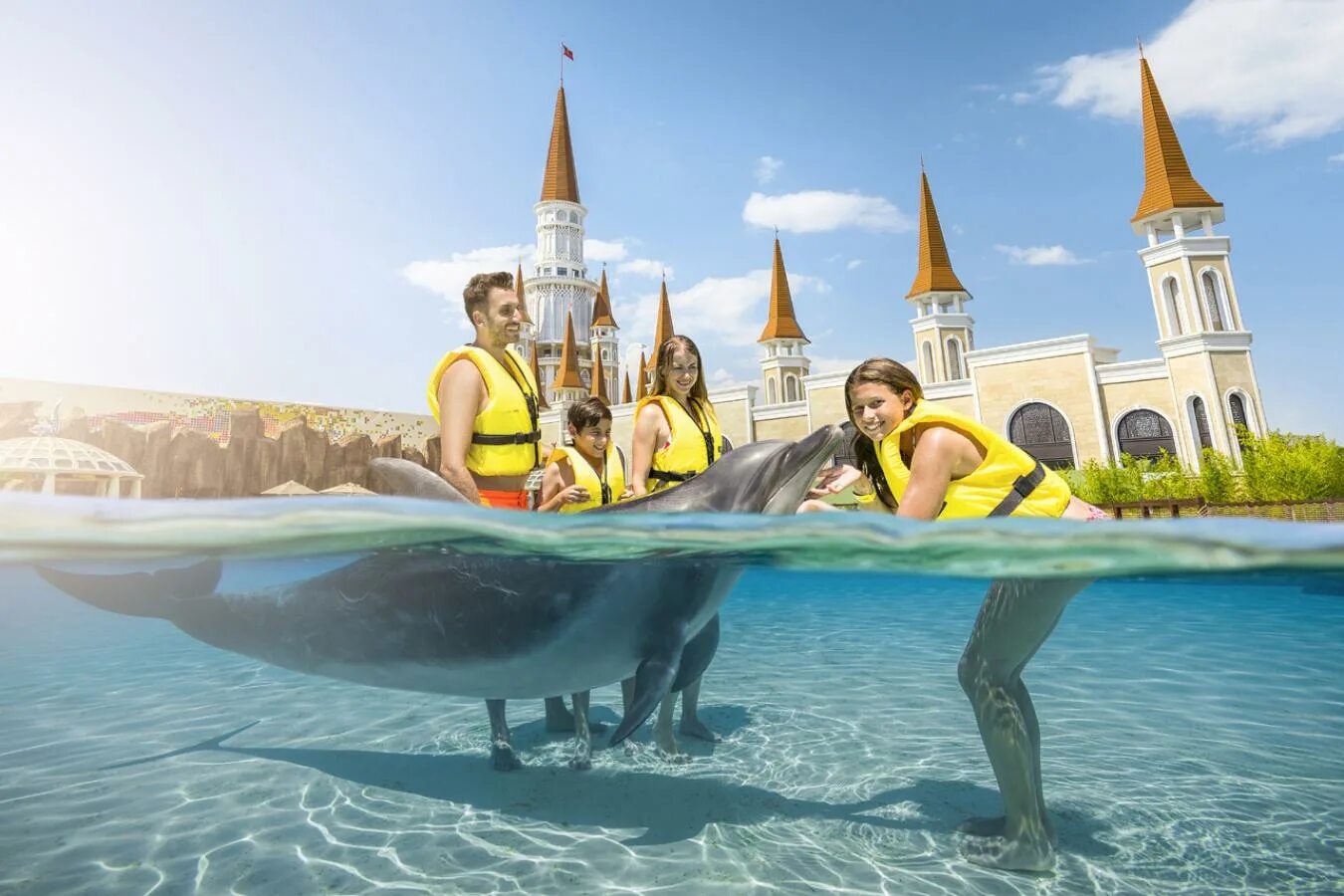 Отель ленд оф легендс турция. Land of Legends Турция. Legends Theme Park Турция. The Land of Legends аквапарк. The Land of Legends Theme Park Турция Белек.