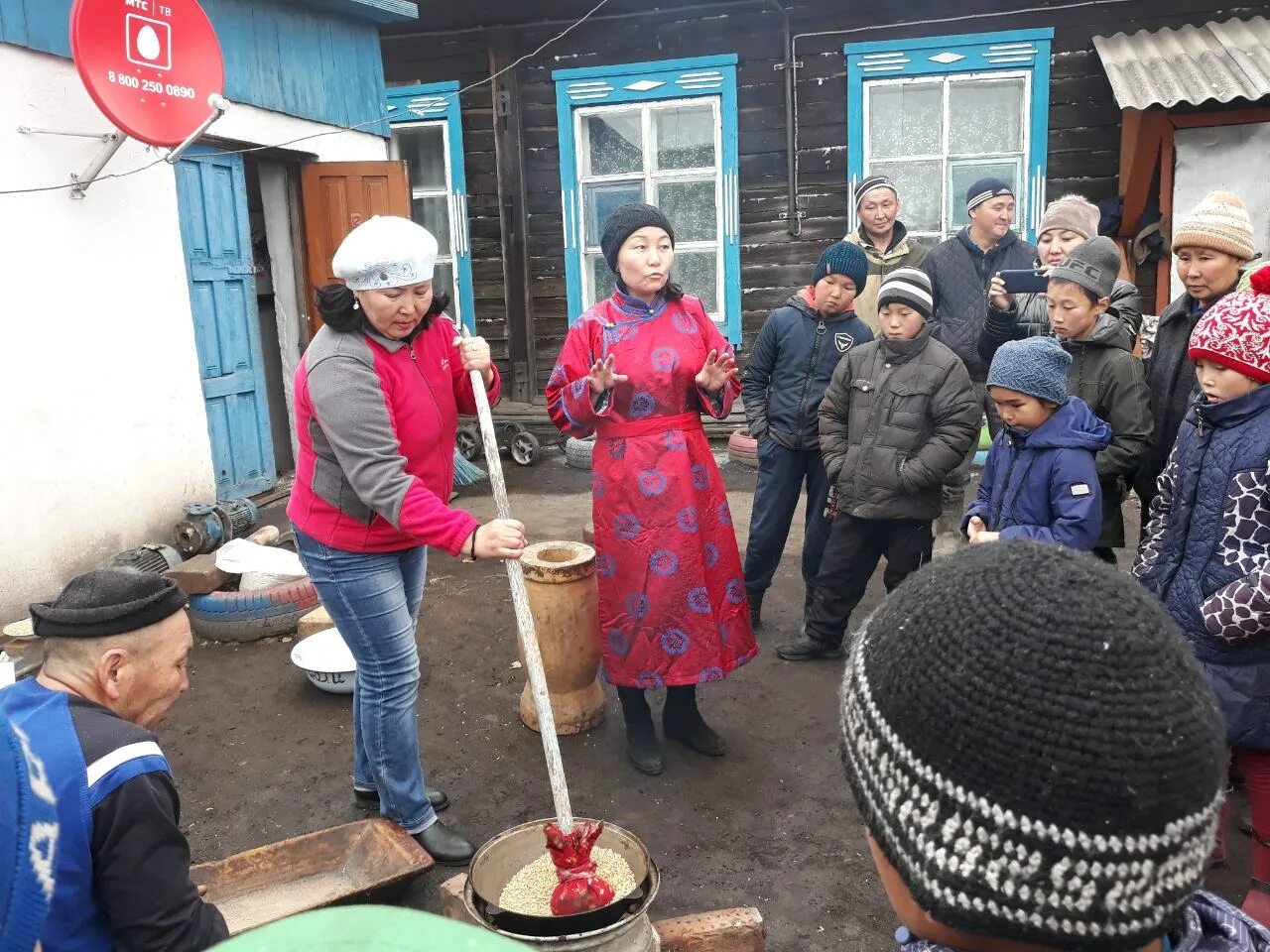 тувинские национальные блюда. алтайское национальное блюдо талкан. борбак далган. праздники тувинцев информация. далган.
