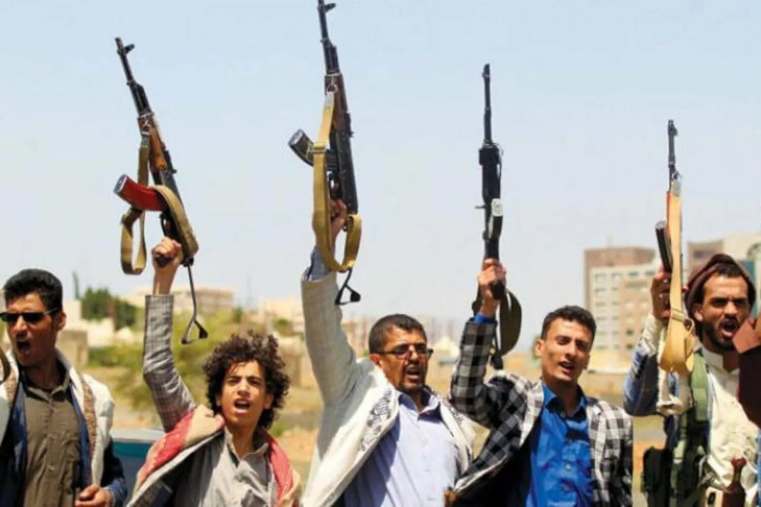 Хуситы нападения. Йеменские повстанцы-хуситы. Йемен хуситы. Повстанцы Йемен.