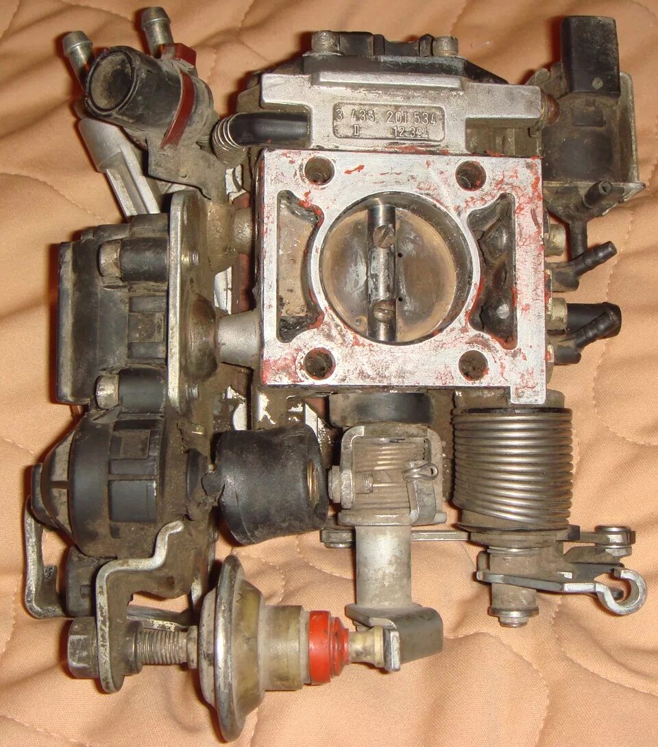 Пассат 1.8 карбюратор. Пассат 1.8 карбюратор
