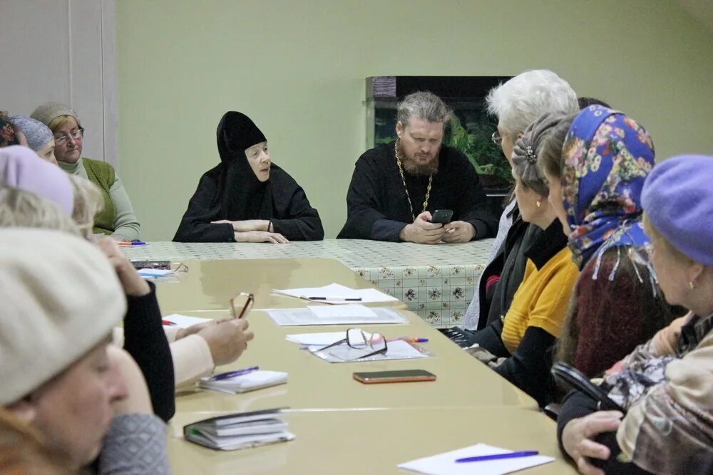 храм социальный центр. храме при детской больнице. праздник жён мироносиц 2022. храм при 70-й больнице. храм нарвской иконы.