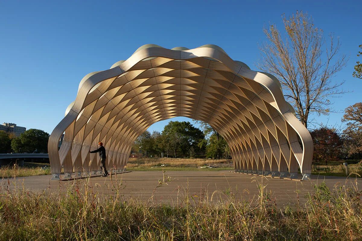 Амфитеатр маф. "футуристическая башня даниэль видриг, будущее здание. Здания сферической формы. Метрополь парасоль севилья архитектор. Валенсия испания.