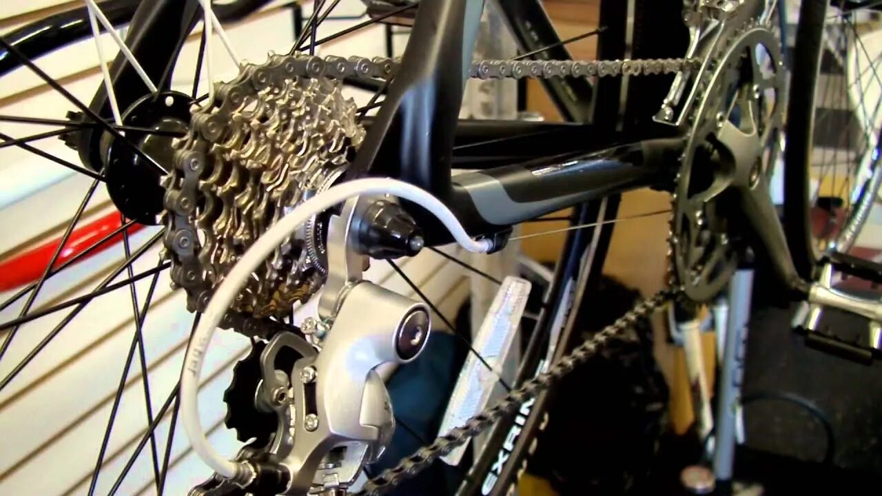 Где отремонтировать велосипед. Цепь современного велосипеда. Переборка велосипеда своими руками. Электровелосипед своими руками. Трещетка для велосипеда.