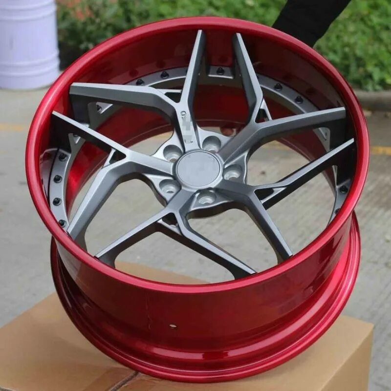 Как делают кованые диски. Mercedes-benz forged диски. красные диски. кованые диски. диски ковка.
