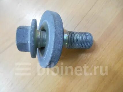 Закрутить болт коленвала