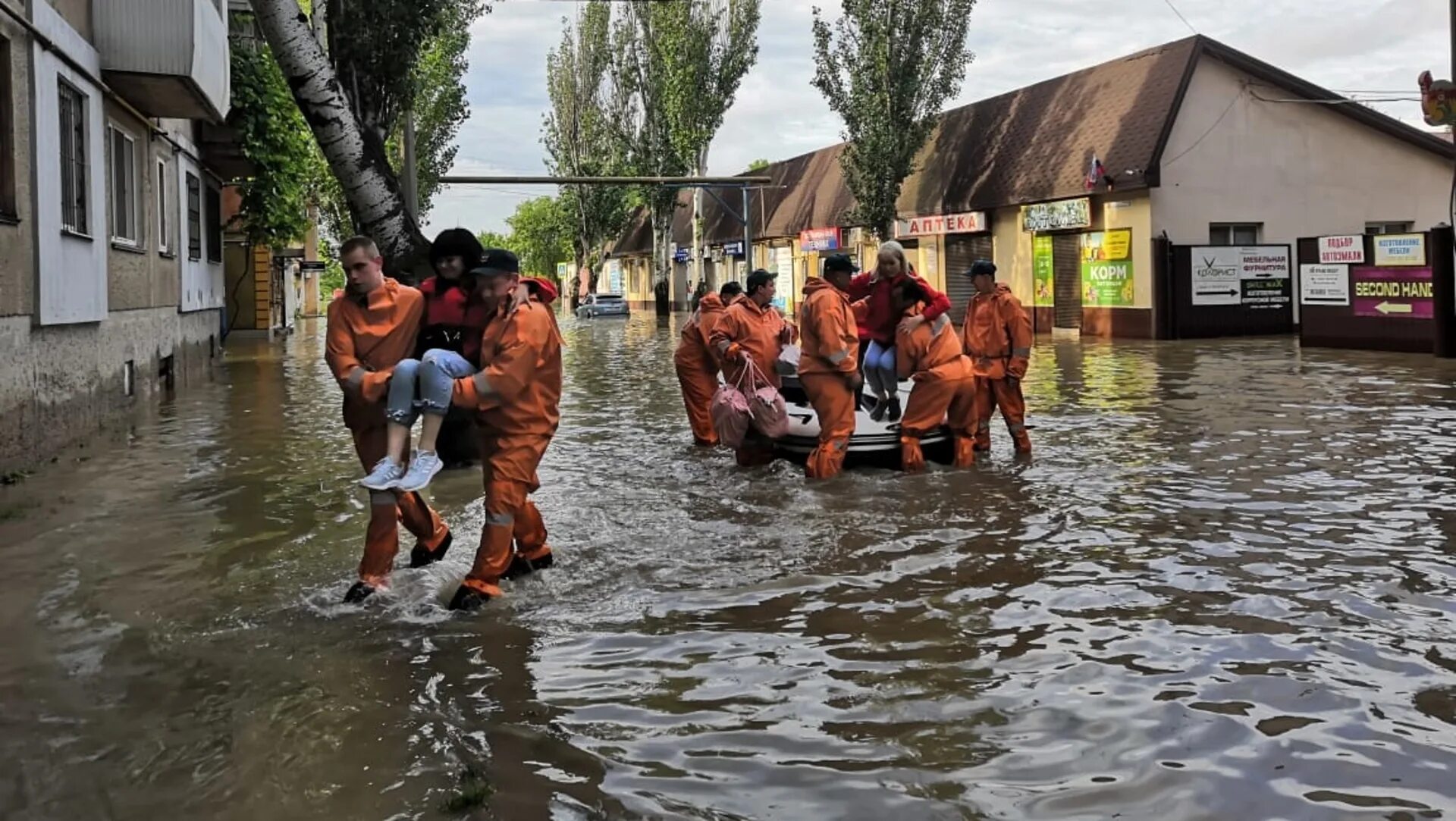 Наводнение в Крыму 2021. Потоп в Керчи 2021. Наводнения в России. Наводнение в Керчи.
