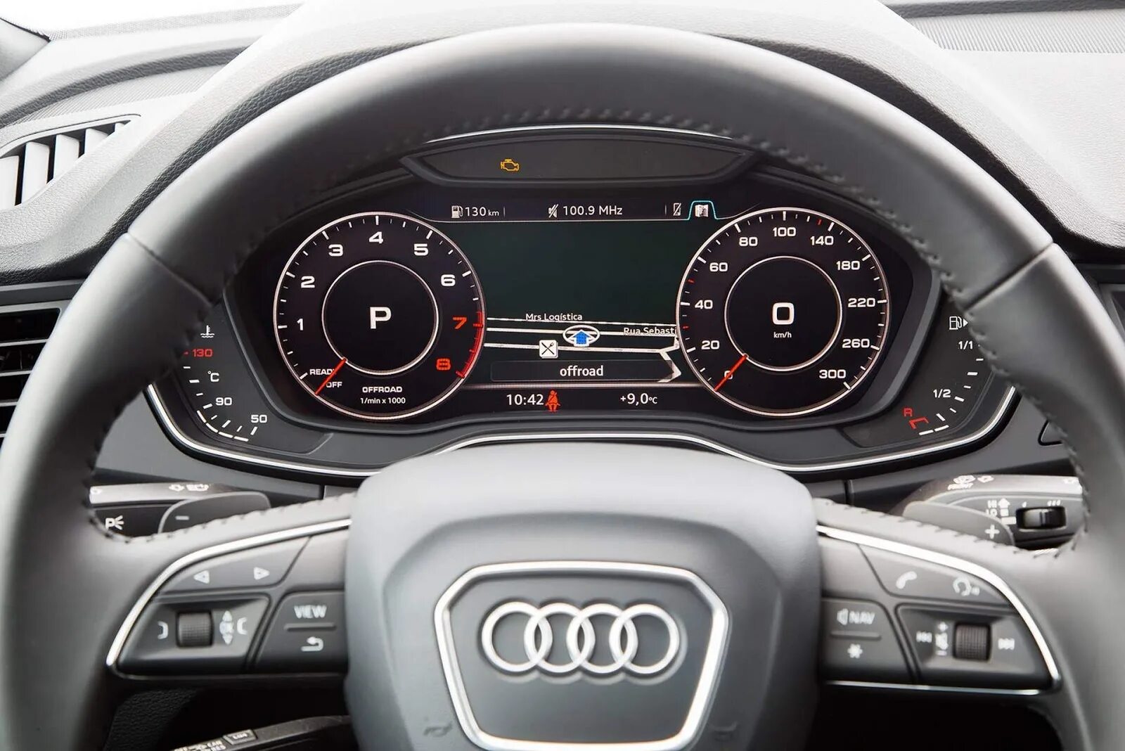 Приборная панель ауди q5. Приборка ауди q5. Электронная приборная панель audi q7 4l. Приборная панель ауди ку5. Панель ауди q5.