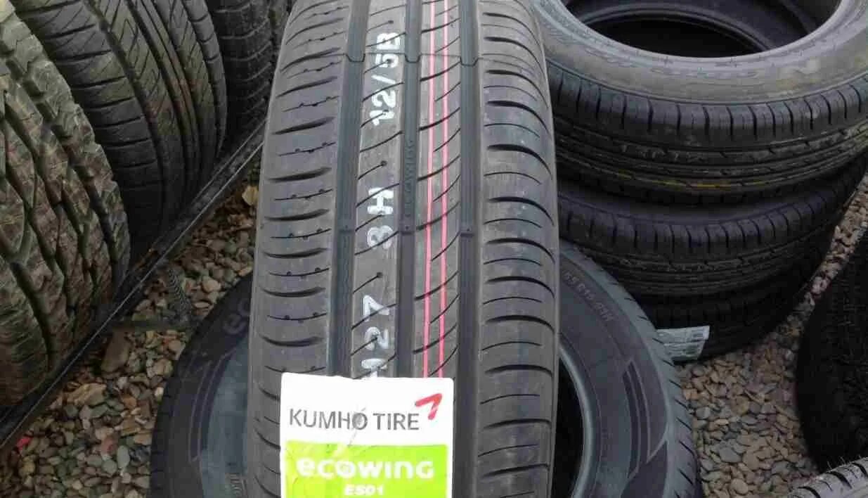 Автошина r15 195/65 kumho ecsta ps31 91v лето 2268973. Kumho ecsta hs52 евромаркировка. 195/60 r15 kumho kh27 88h 2237173. 195/65r15 91h kumho ecowing es31. Кумхо р 15.