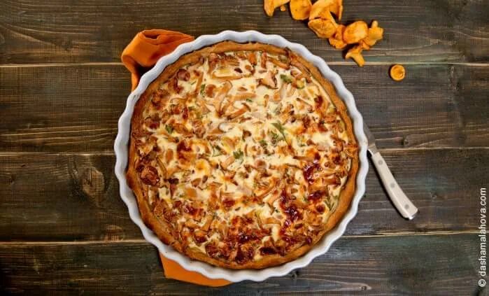 Киш с лисичками. Киш с лисичками. Киш с лисичками рецепт. Что такое тарты и киши. Киш с лисичками.