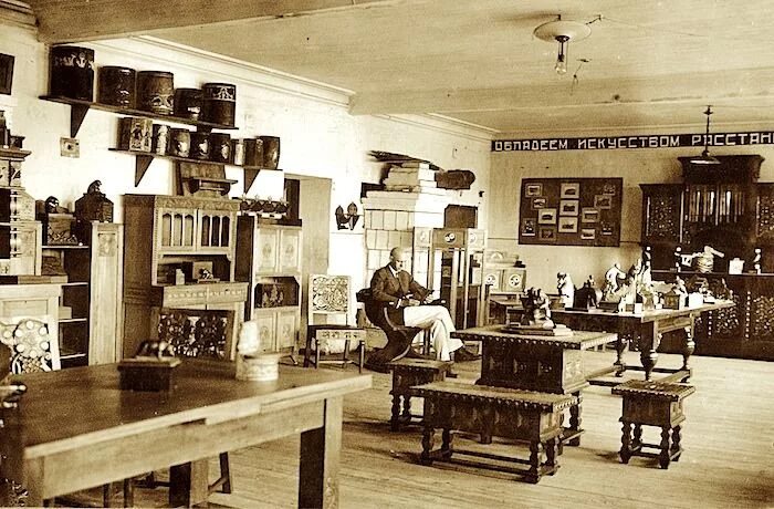 усадьба абрамцево парк. м. московский музей прикладного искусства. абрамцево художественное. савва иванович мамонтов имения абрамцево.