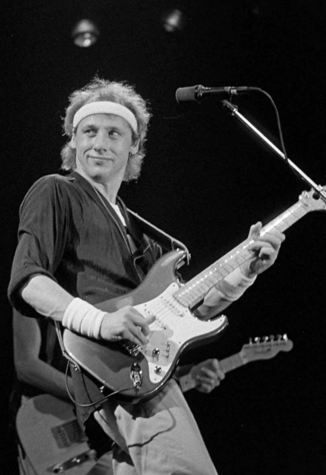 Даер стрейтс. Dire Straits. Гитарист dire Straits.