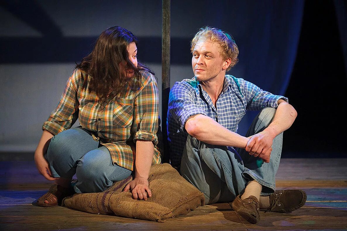 Театр драмы челябинск продавец дождя. Шведов театр дождей. Продавец дождя спектакль театр дождей. Продавец дождя спектакль. Продавец дождя театр дождей.