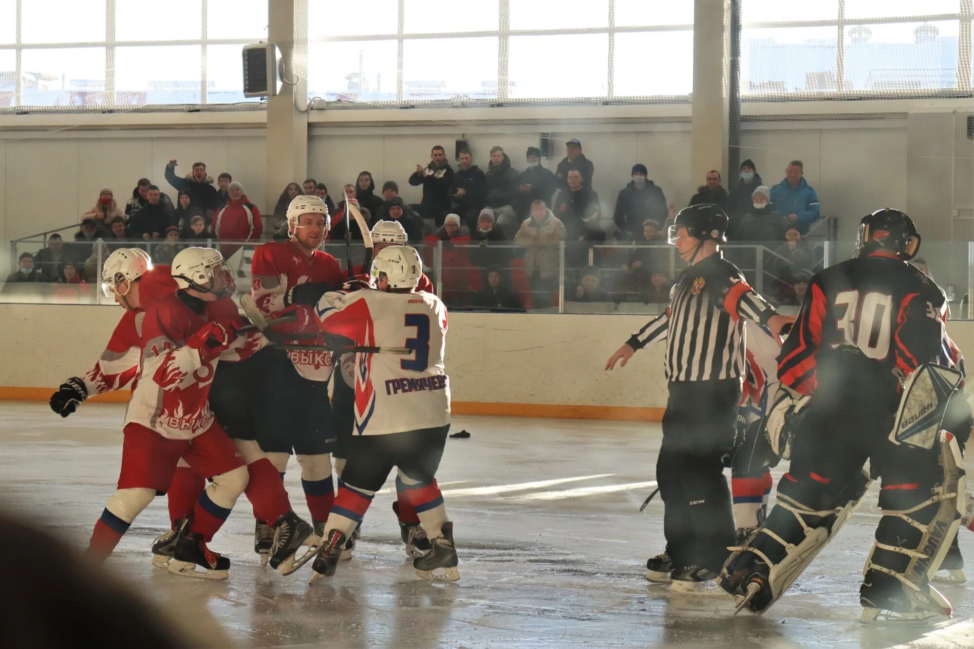 Хк горняк вк гремячево. Нижегородская областная хоккейная лига гремячево. Большемурашкинский район команда прогресс по хоккею 2007-2008 год. Гремячево хоккей. Металлург выкса хоккей.