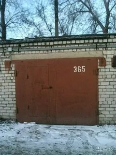 Левый гараж