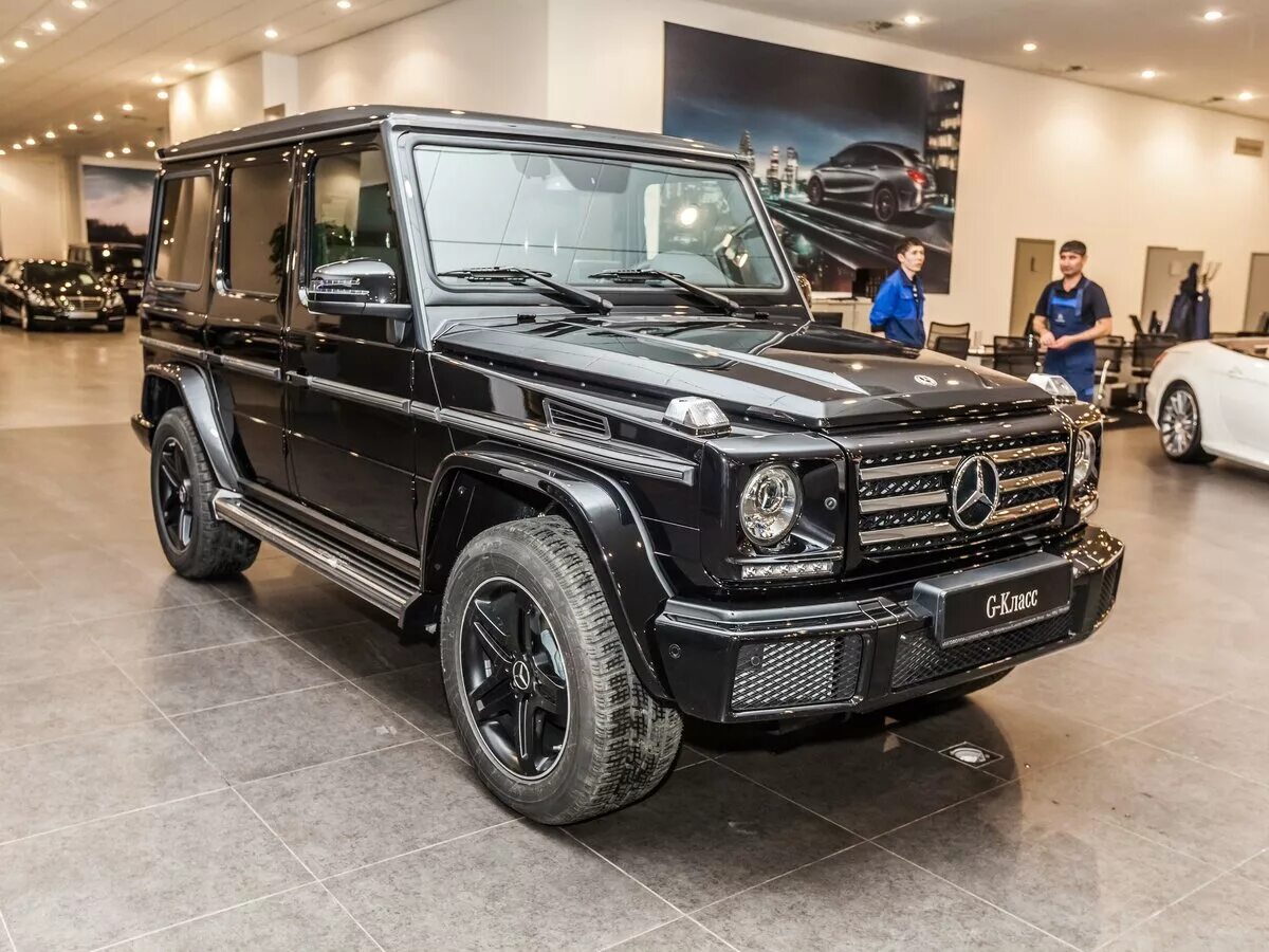 Мерседес гелендваген новый цены. Мерседес Гелендваген 2018. Mercedes-Benz g-class (w463) 2018. Мерседес Бенц Гелендваген 2017. Mercedes g500 2018.