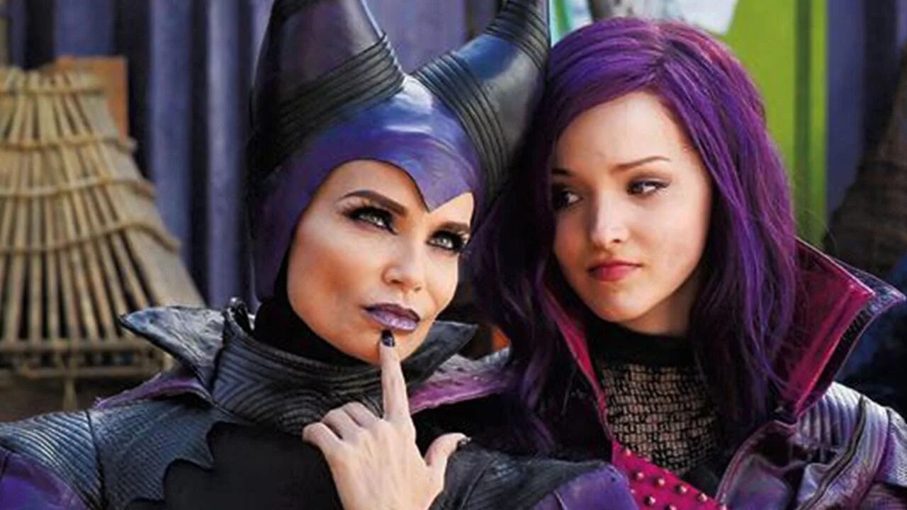 1117 недостойные наследники. Наследники (descendants) 2015. Наследники 2015 Дисней. Малефисента Наследники.