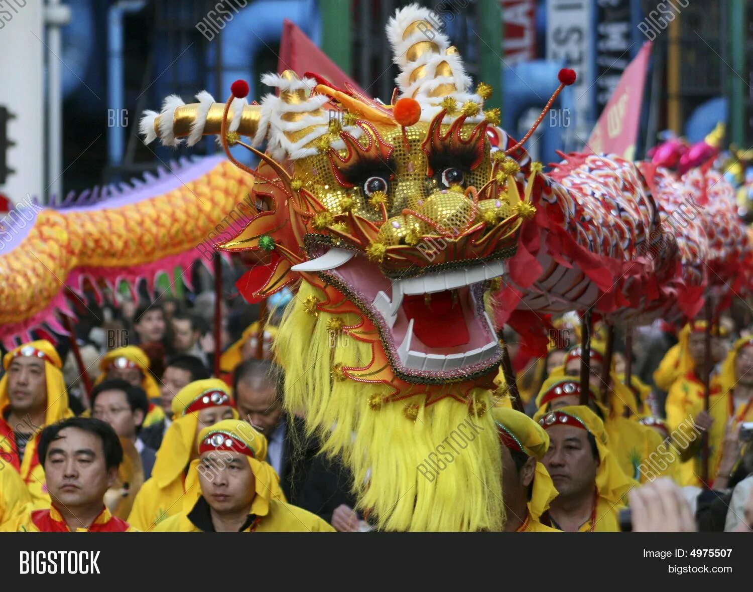 Новый год 2024 в китае какого числа. Китайский новый год. Китайский карнавал. Китайский новый год карнавал. Новый год в Китае.