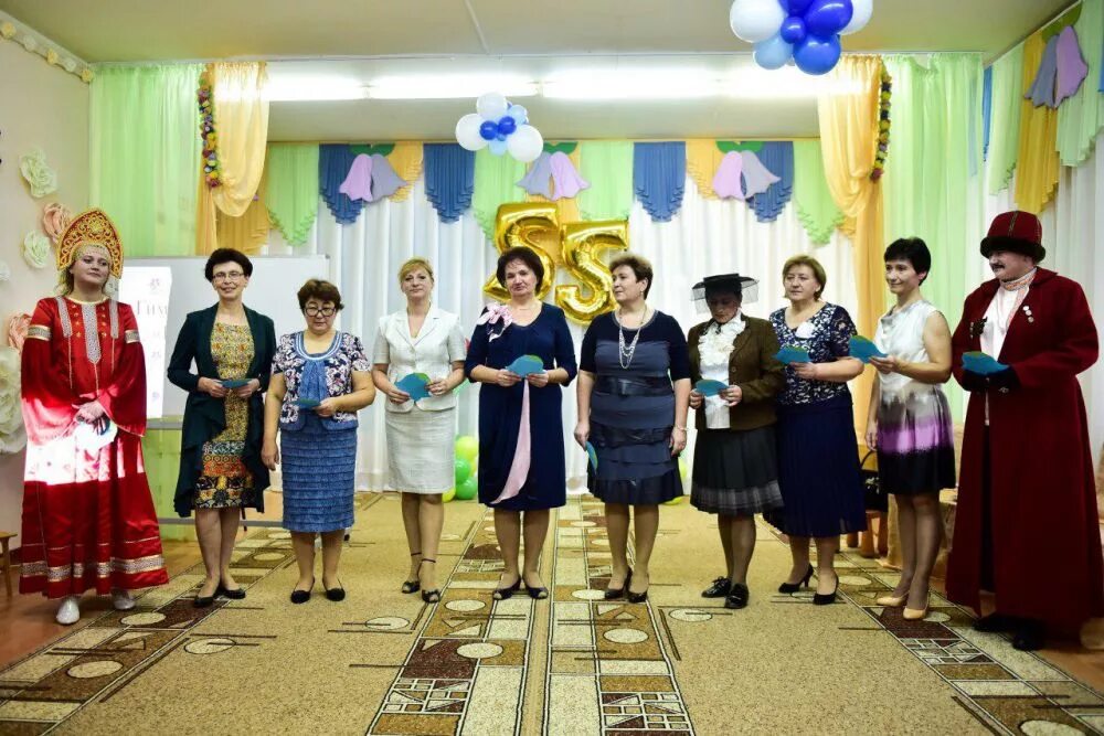 Детский сад колокольчик смоленск заведующая. Православный детский сад выкса. Шумерля детский сад колокольчик 11 воспитателей. Детский сад колокольчик когалым. Заведующая детского сада колокольчик.