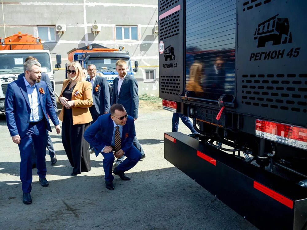 Ооо спецтехника курган. Регион 45 завод дорожной техники логотип. Завод дорожных машин вологда. , 3, корп. Регион 45 завод дорожной техники курган.