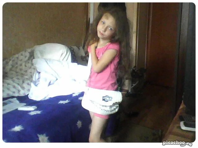 Веб камера нижнего белья. Вебкамера детей. веб ребенок. девочки перед веб камерой. несовершеннолетние с веб камеры.