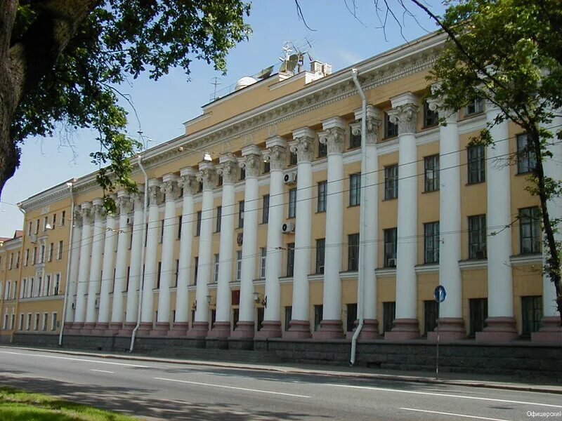 Санкт петербург офицеры. Академия имени Можайского в Санкт-Петербурге. Офицерский переулок 8 Санкт-Петербург. Академия Можайского здание. Военно-Космическая Академия имени а ф Можайского здание.