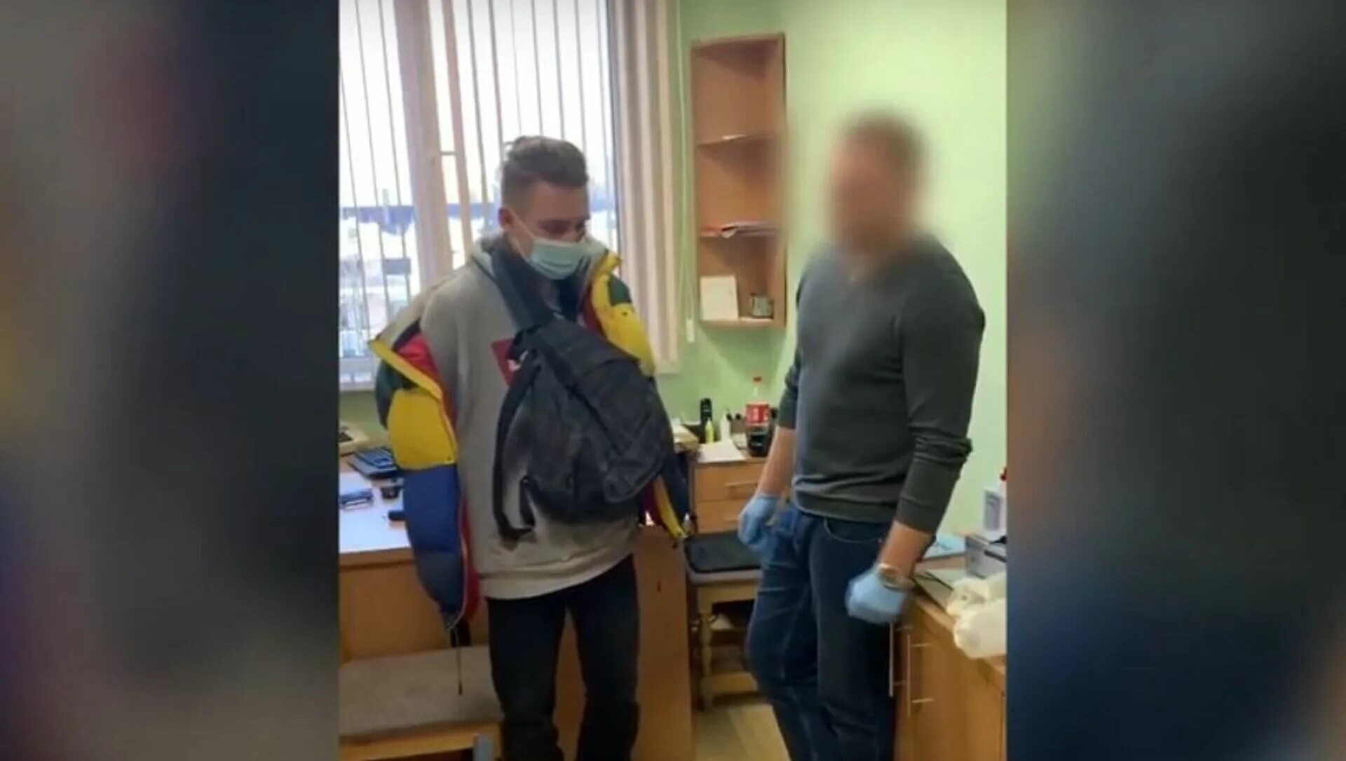 Зачем пашка утаскивал из ларька ворованные