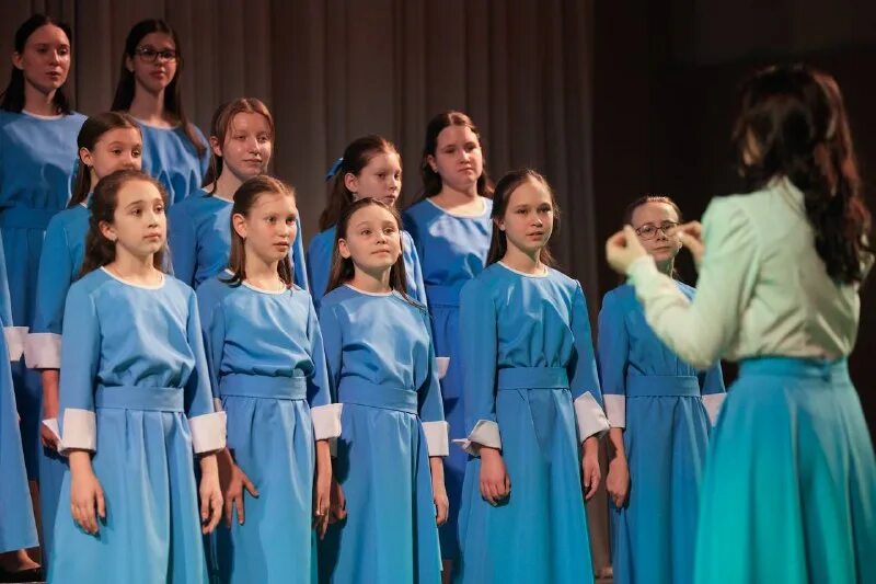 детский хор «весна» имени а. москвы "дмхш "весна" им. хоровая школа весна. с. с.