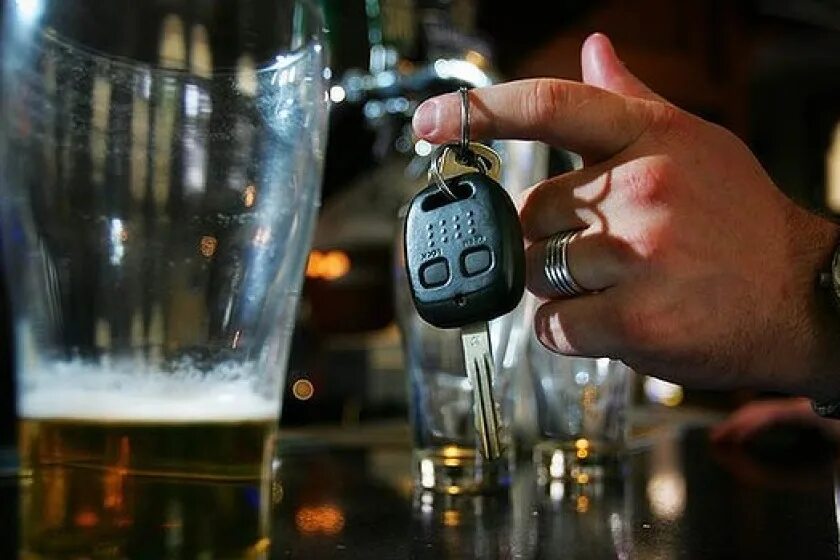 Drunk bank. Tougher penalties картинки. Drunk Driver Driving. Sober Driver. Drunk Driver Manipulation.