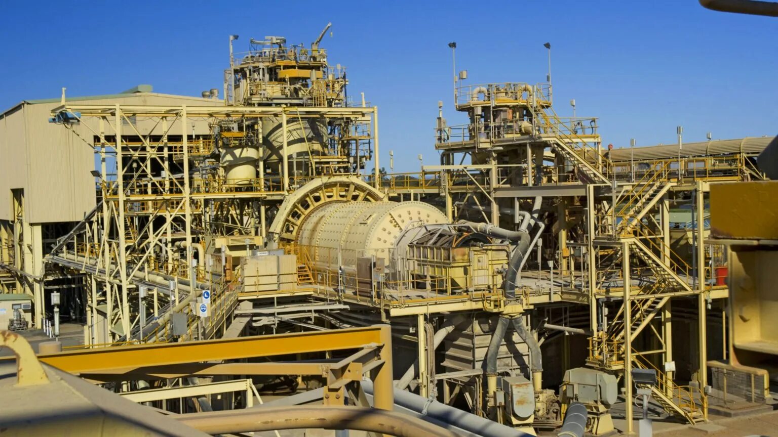 Extraction and processing. Mining crusher. mining and processing plant. iron processing plant. frothers in flotation.