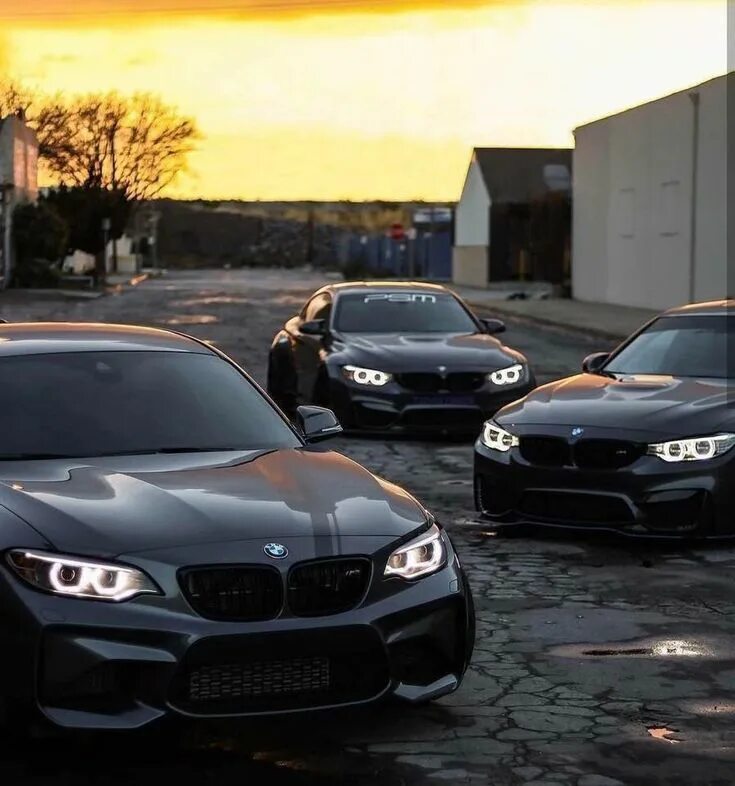 Тачка бандита. BMW m5 бандит. BMW m5 бандитская. BMW m3 f80 Black. БМВ m4 черная.