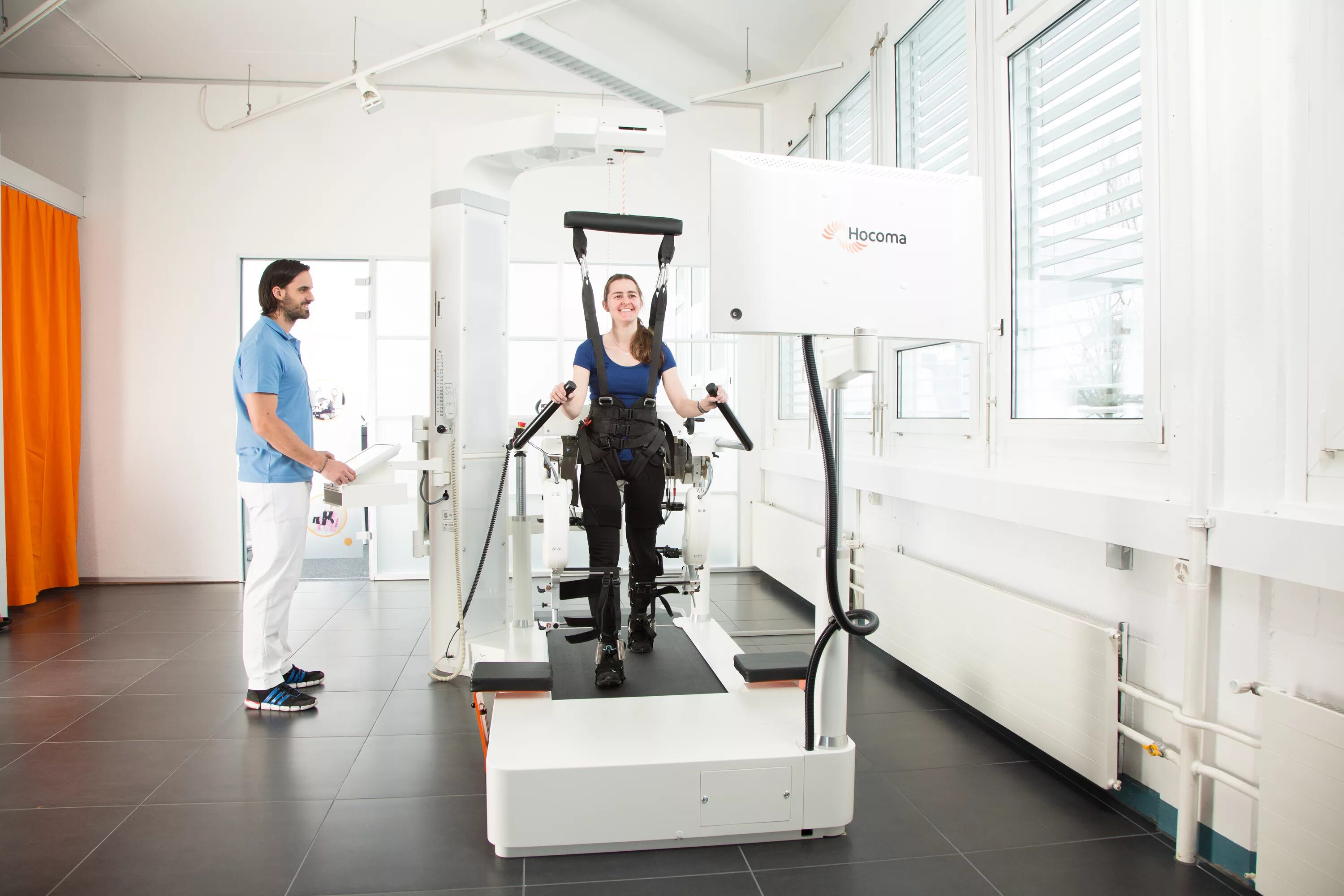 Роботизированный комплекс локомат. Локомат механотерапия. Локомат конструкция. Роботизированный аппарат lokomat pro. Медицинская реабилитация в неврологии.