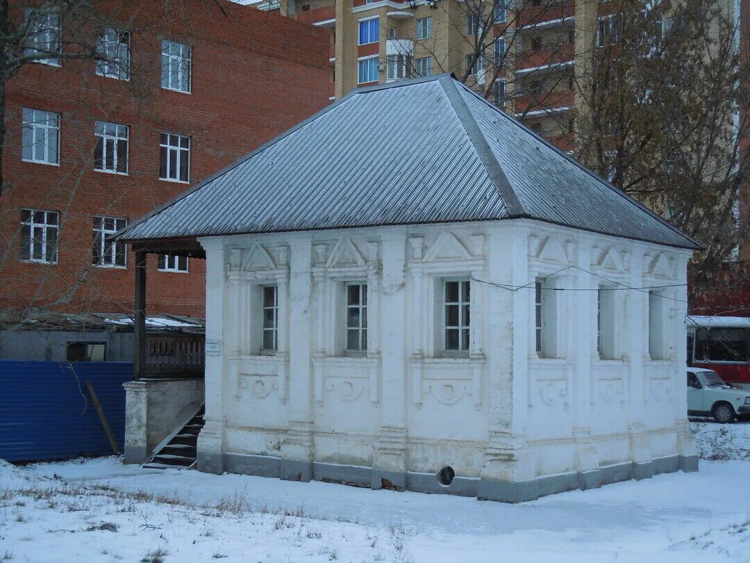 Памятник пугачева саранск. Пугачевская палатка саранск. домик пугачева в саранске. памятник емельяну пугачёву саранск. музей пугачевская палатка.