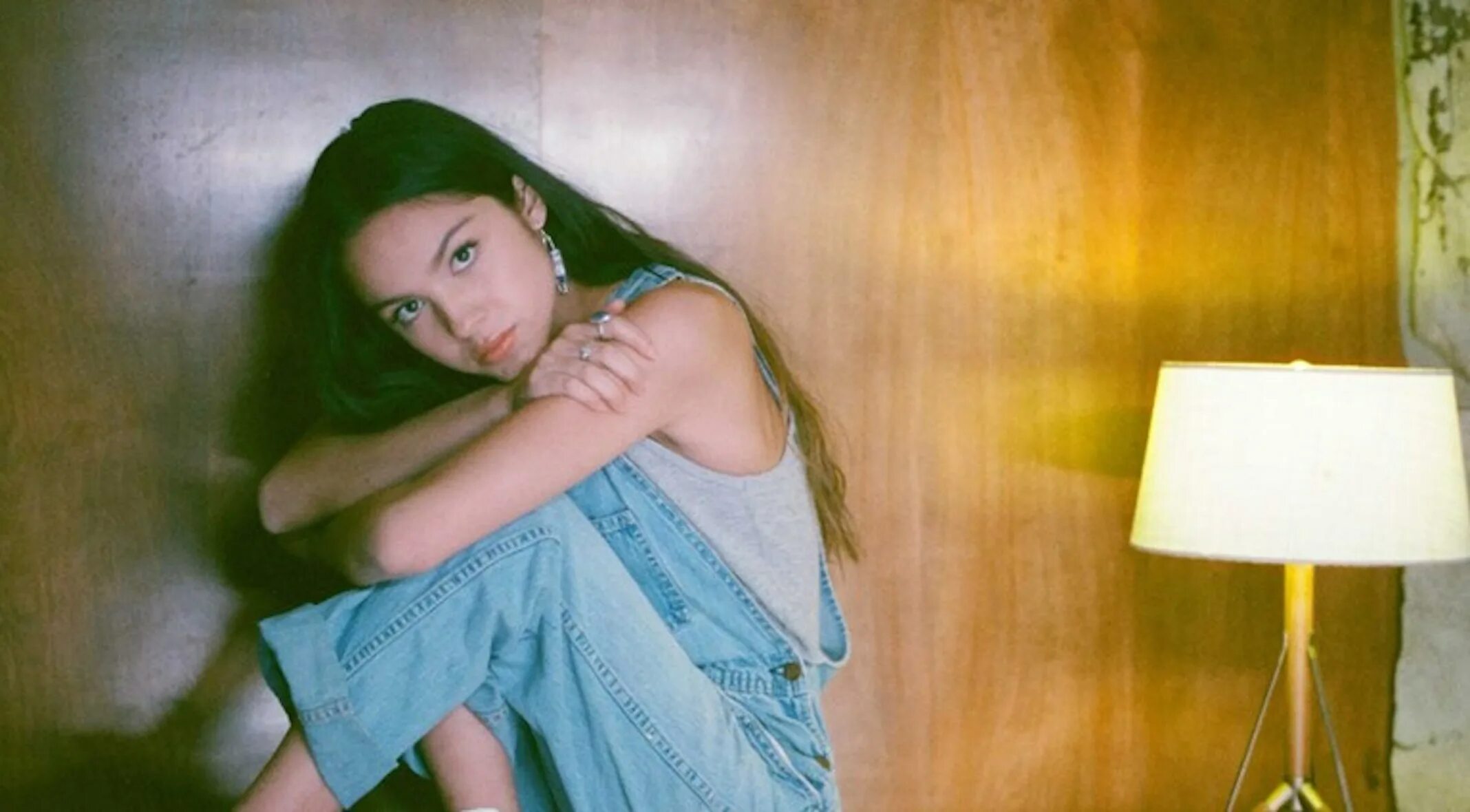 Olivia rodrigo "sour". Olivia rodrigo hot. Olivia rodrigo 2024. Olivia rodrigo bio. Olivia deeble.