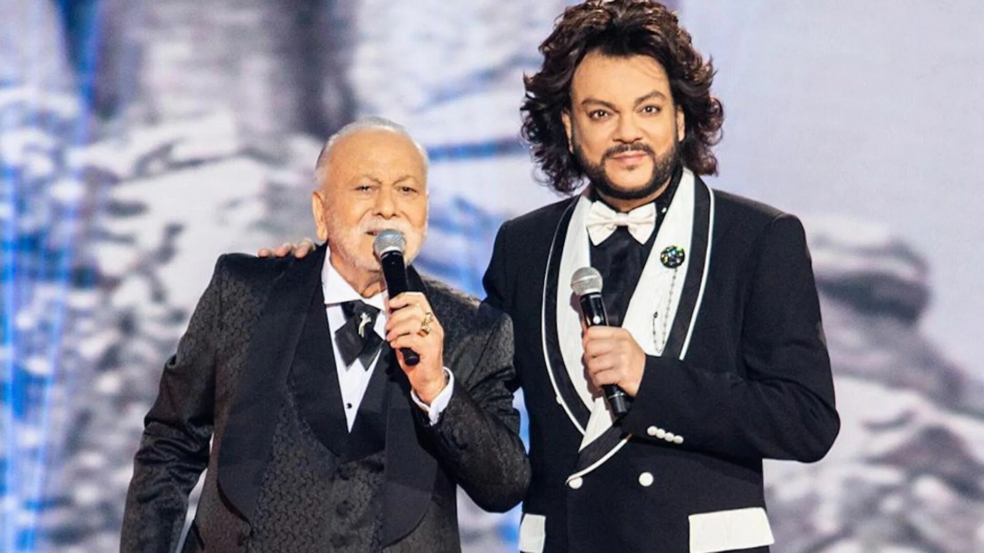 Бедрос киркоров 2022. Бедрос киркоров. Дети филиппа киркорова. Дети фи ллипа киркорова. Дети фи ллипа киркорова.