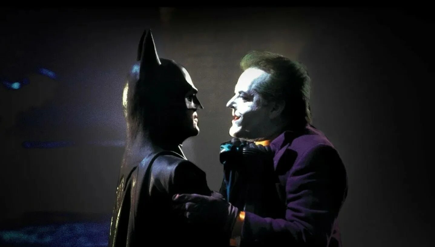 Бэтмен тим бертон. Batman tim. Бэтмен 1988. Робин темный рыцарь. Бэтмен тим бертон.