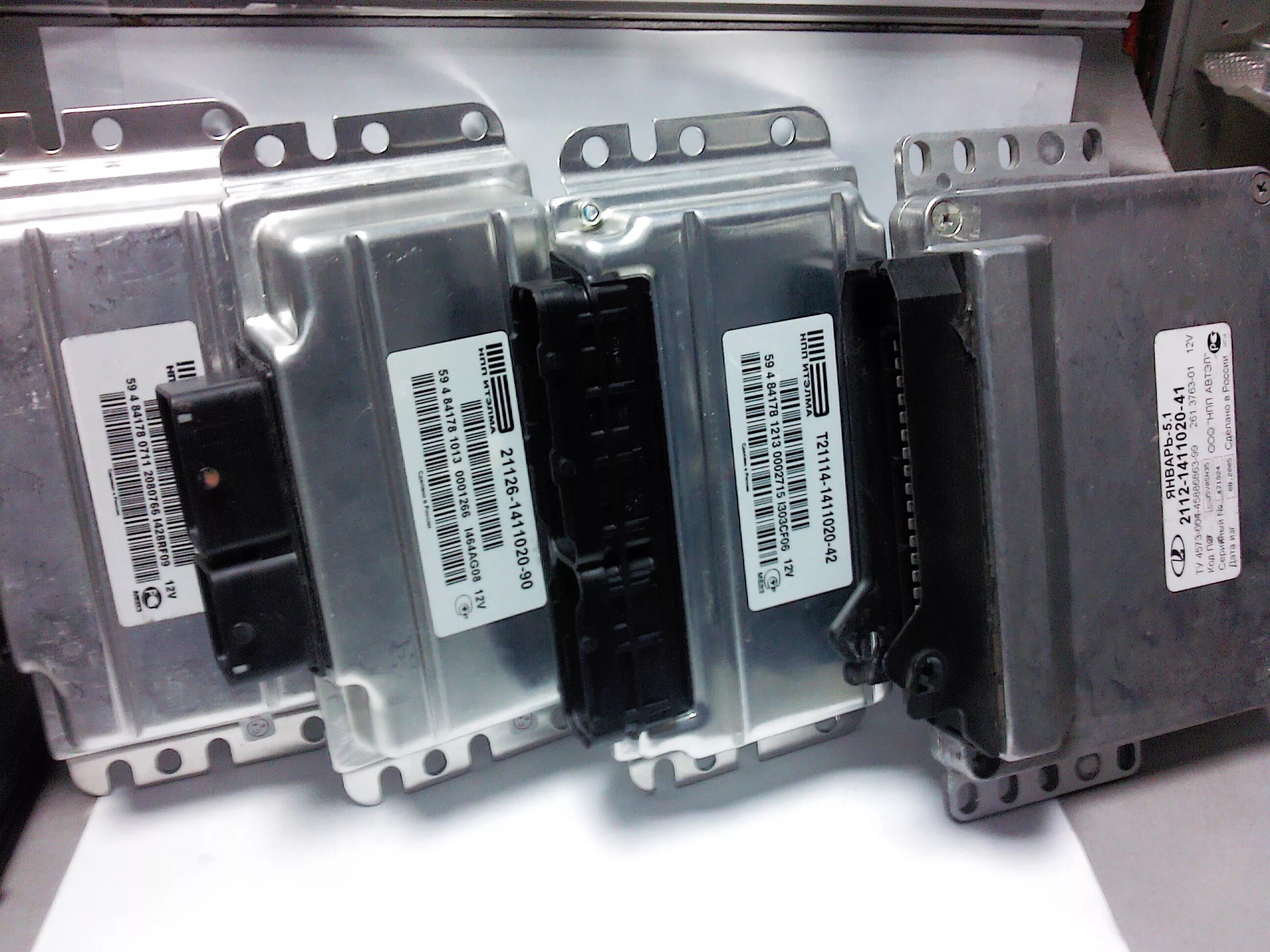 Bosch 21114-1411020-40. электронный блок управляющий. электронный блок управляющий. блок управления двс (эбу). 3763004-01.