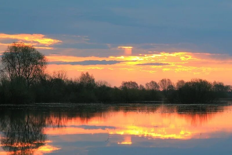 День зорька. Заря Заря Заря алая Заря. Вечерняя природа. Зорька на реке. Зорька Заря.